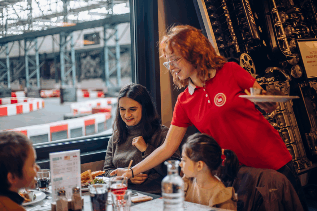 service restaurant lautre usine cholet