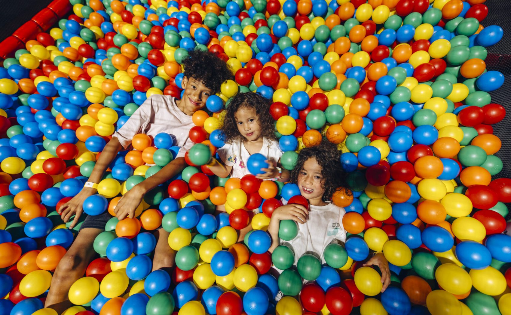 Aire de jeu pour enfants lautre usine cholet Aire de jeu pour enfants lautre usine cholet